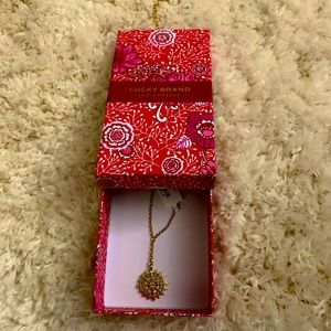 Lucky brand necklace